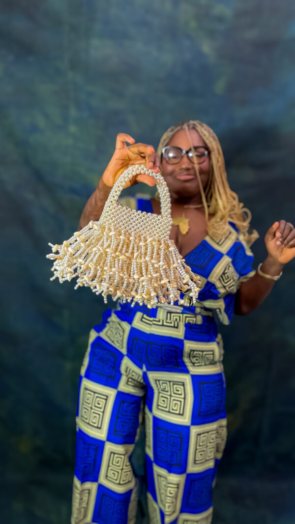 Fringe Cowry Beaded Bag - Image 2