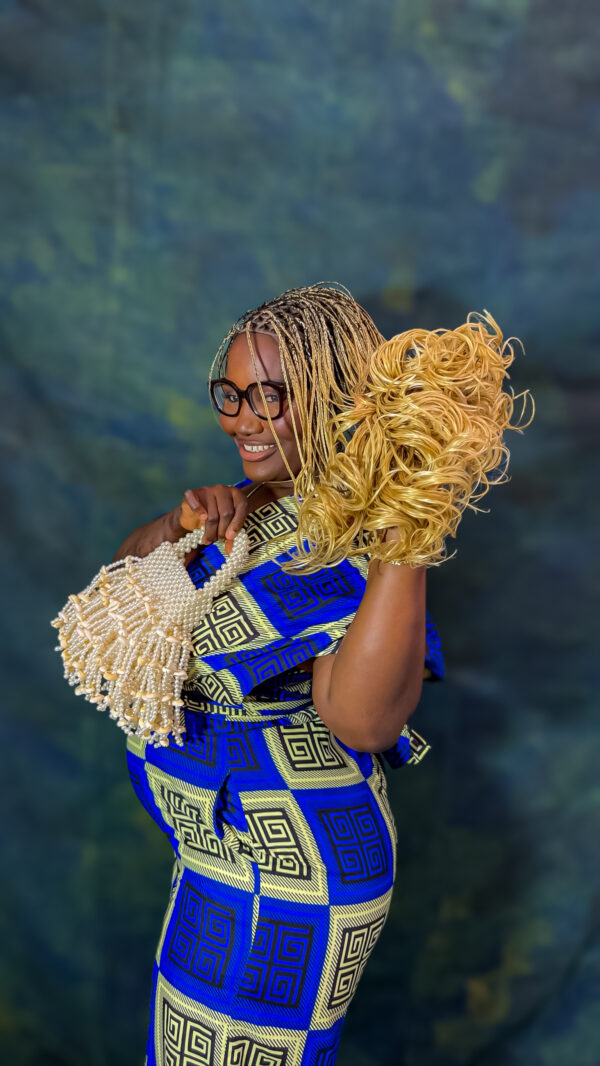 Fringe Cowry Beaded Bag - Image 3